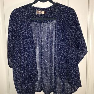 Blue floral kimono / cardigan